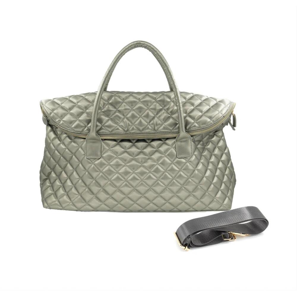 NEW BC HANDBAGS women's weekend bag in pewter